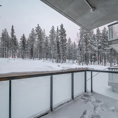 Levillas Cranberry C14 *